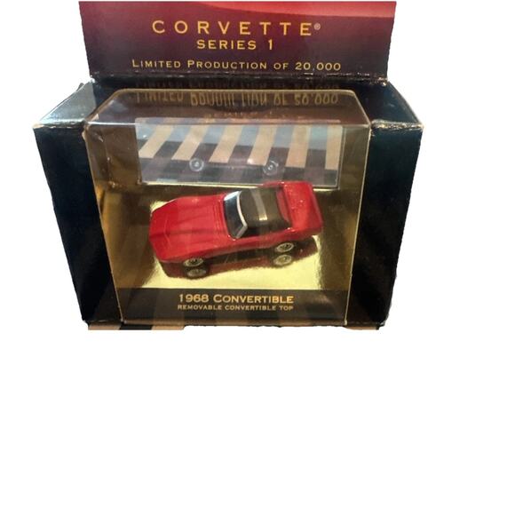 1998 Micro Machines 1968 Convertible, Collectors, Edition Series 1 Removable Top - Picture 2 of 7